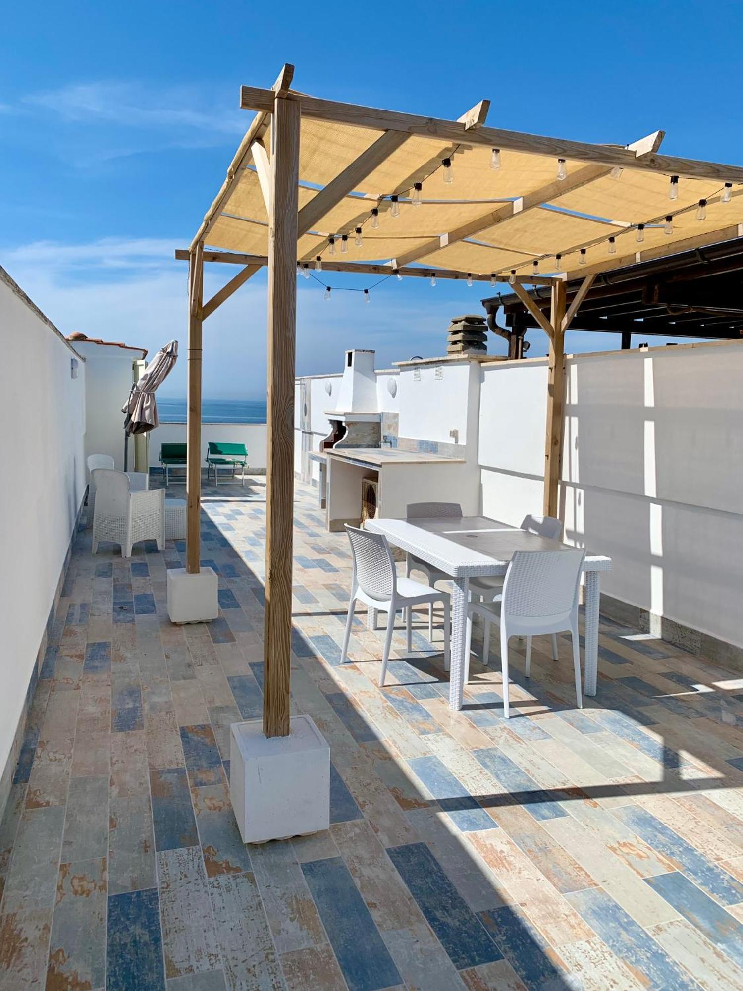 Sunset Apartment Santa Marinella Bagian luar foto